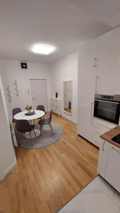 Apartment Green Lux Белград Екстериор снимка